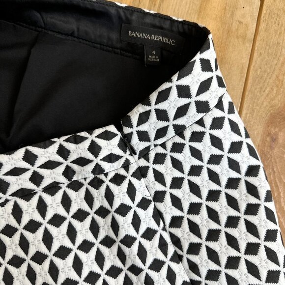 Banana Republic Woven Mini Star Pencil Skirt Nordic‎ Size 4 - Picture 2 of 6